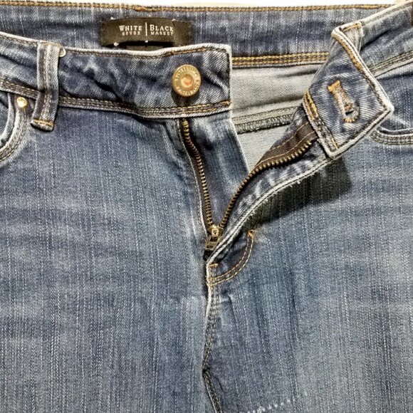 WHITE House Black Market Denim Jeans Size 4 - Picture 9 of 10